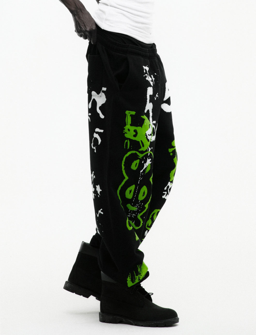BLACK X-RAY SWEATPANT ON MODEL