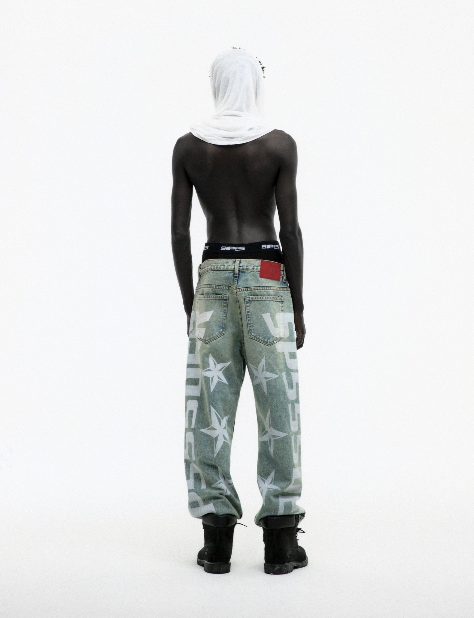 BLUE MX555 DENIM ON MODEL