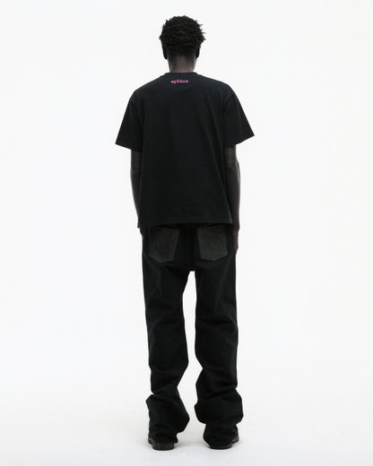 BLACK STAR GIRL TEE ON MODEL