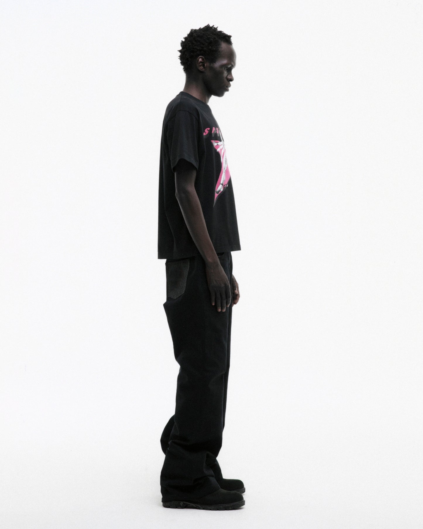 BLACK STAR GIRL TEE ON MODEL