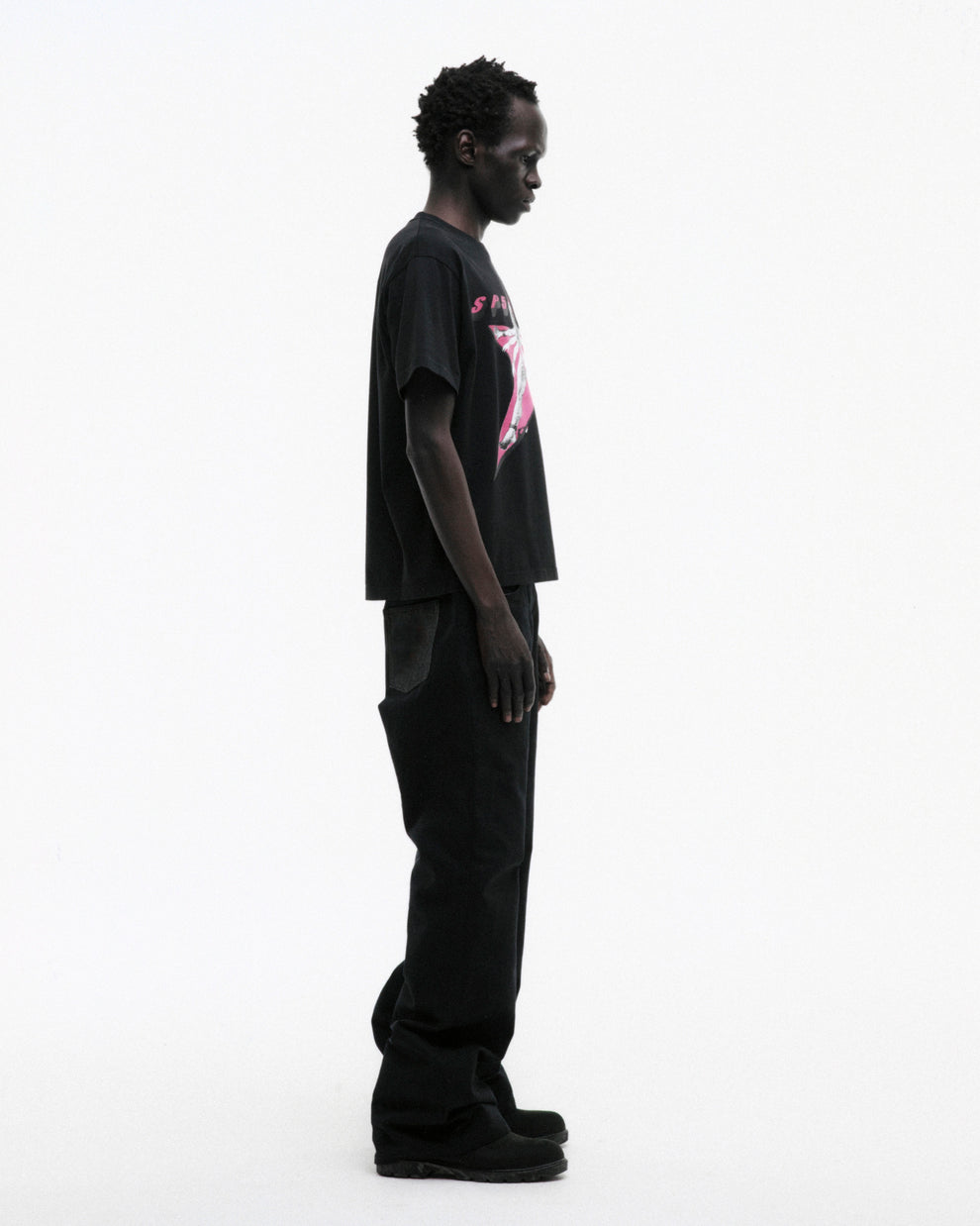 BLACK STAR GIRL TEE ON MODEL