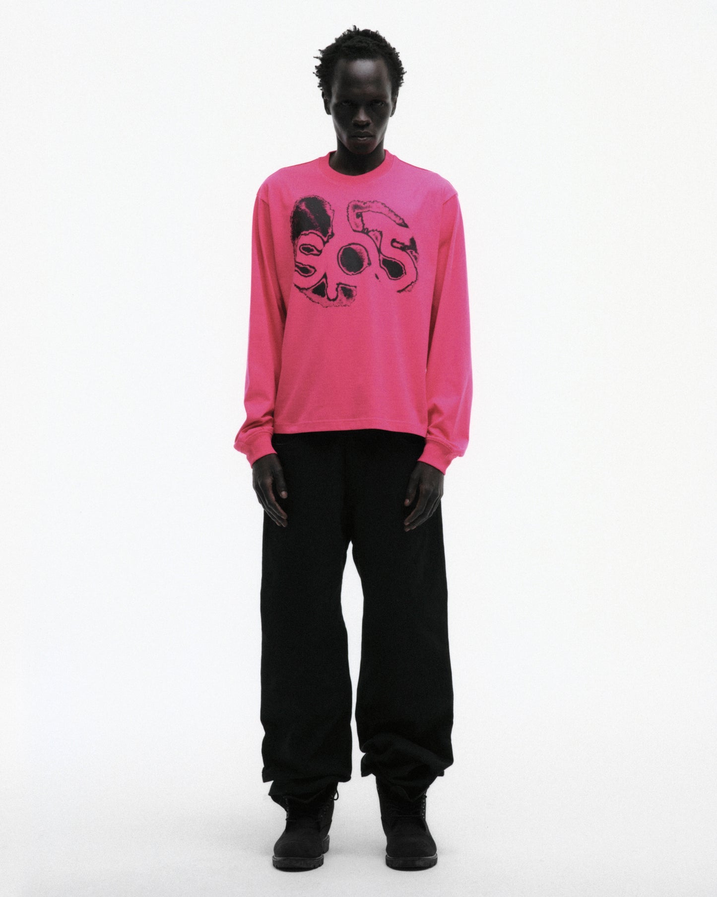 PINK SP5 BUBBLE LONGSLEEVE ON MODEL