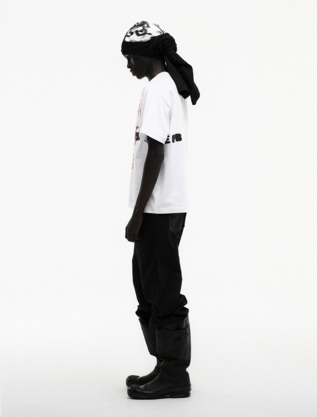 WHITE SPINNER TEE ON MODEL
