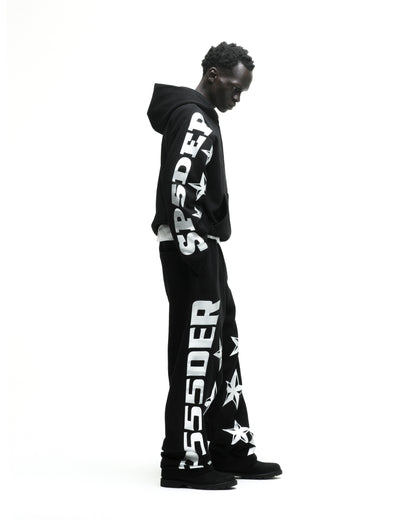 MX555 ZIP HOODIE ON MODEL