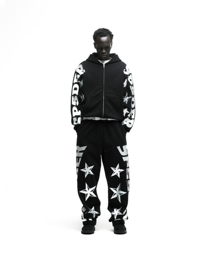 MX555 ZIP HOODIE ON MODEL