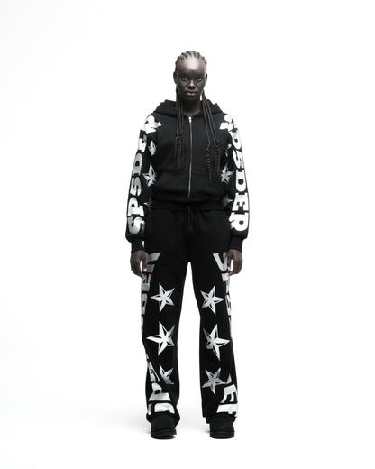 MX555 SWEATPANT ON MODEL
