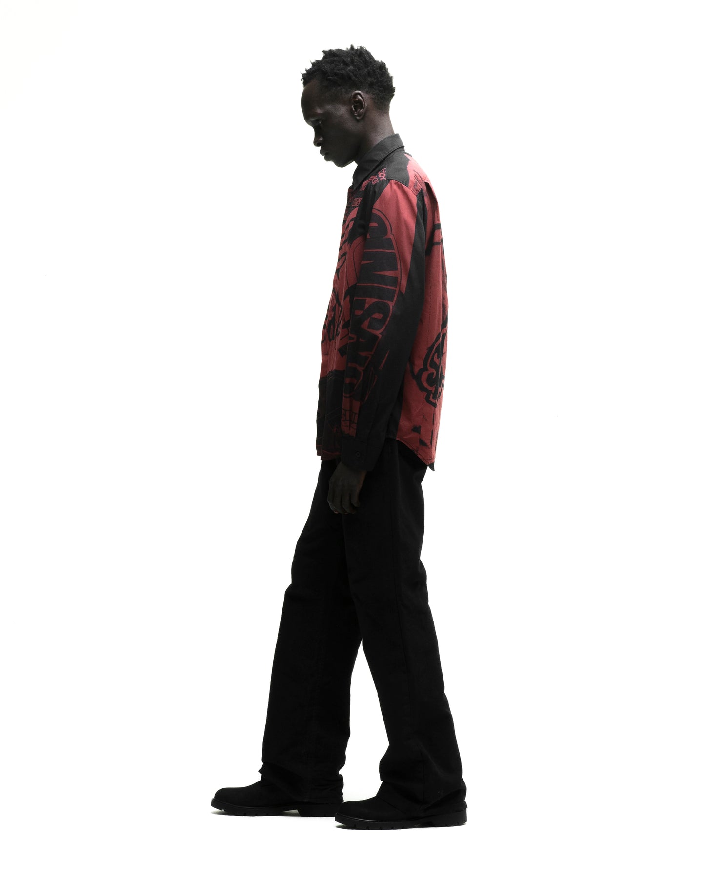 LAP 5 BUTTON UP SHIRT ON MODEL