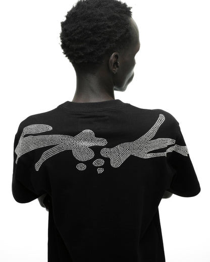 BLACK VAA TM TEE ON MODEL