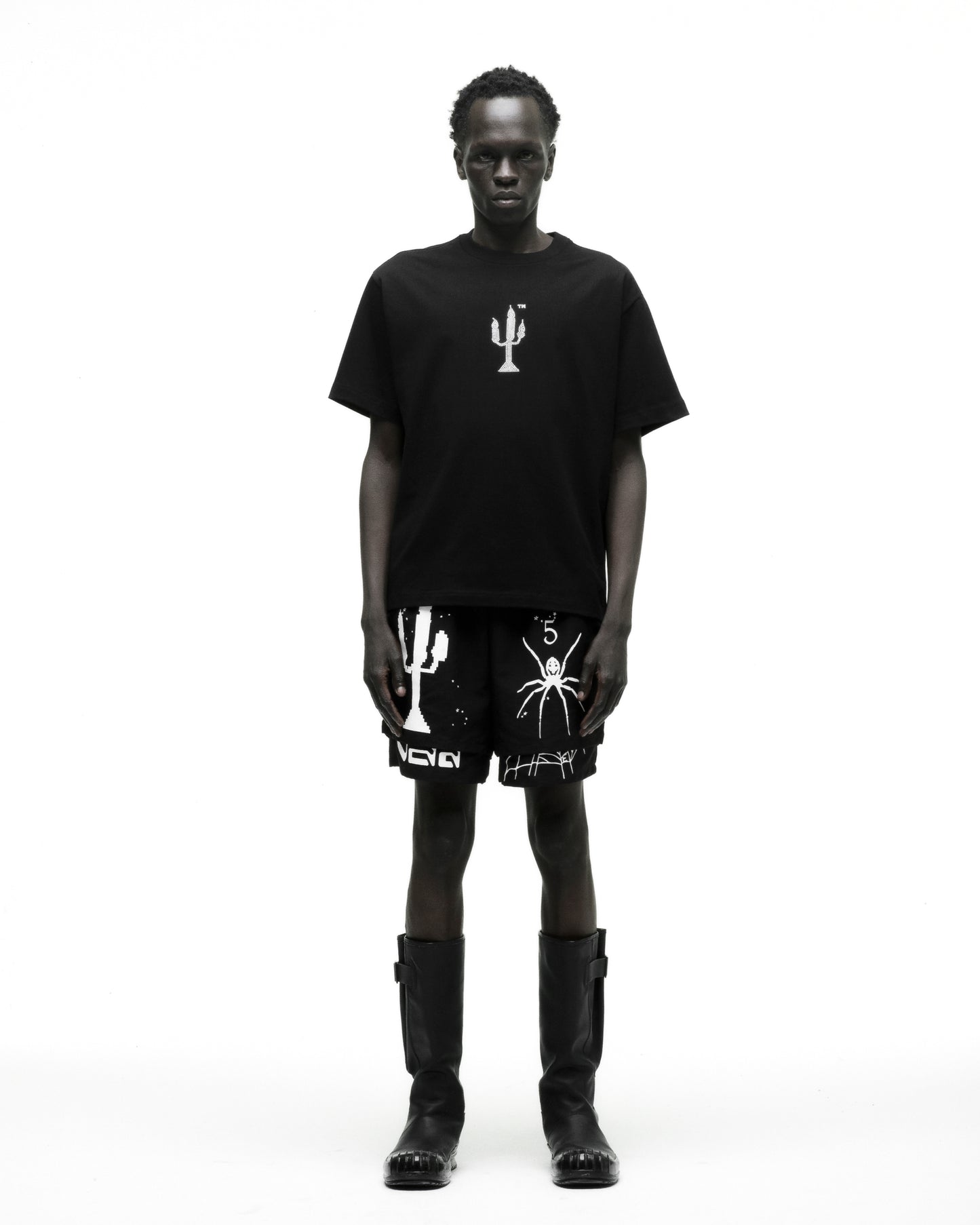 BLACK VAA TM TEE ON MODEL