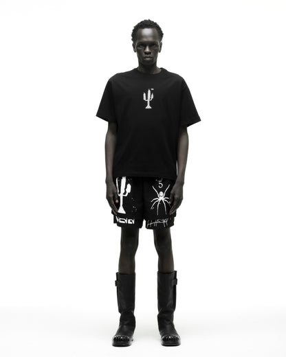 BLACK VAA TM TEE ON MODEL