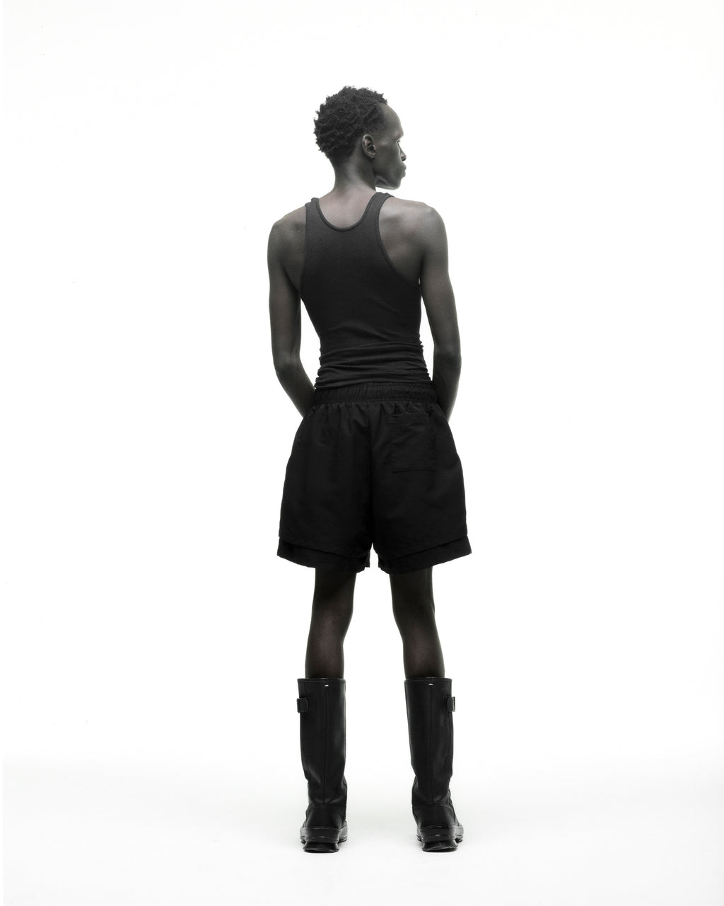 BLACK VAA DOUBLE LAYER SHORT ON MODEL