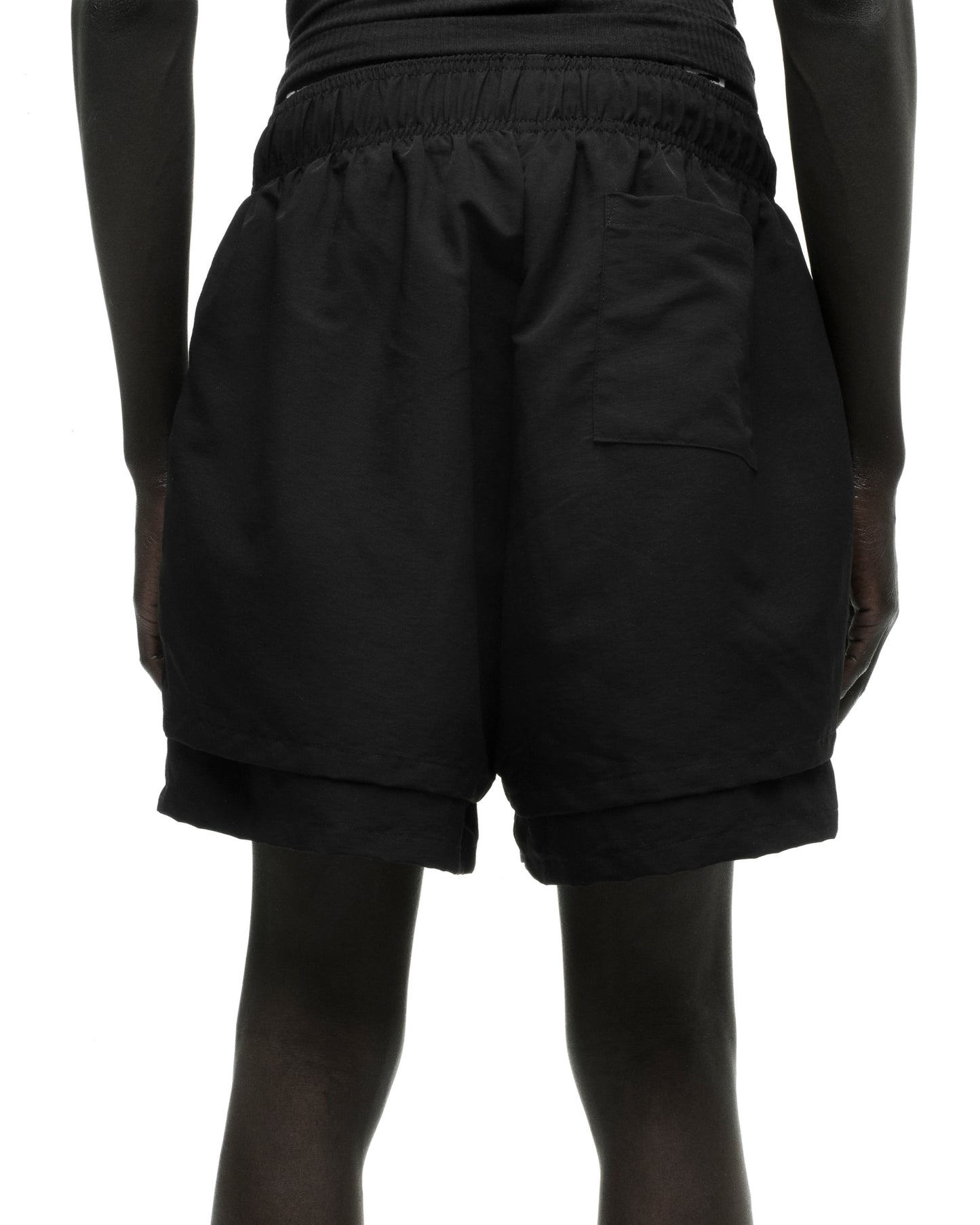BLACK VAA DOUBLE LAYER SHORT ON MODEL