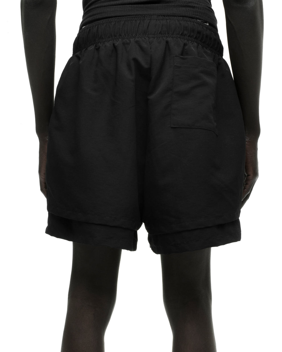 BLACK VAA DOUBLE LAYER SHORT ON MODEL