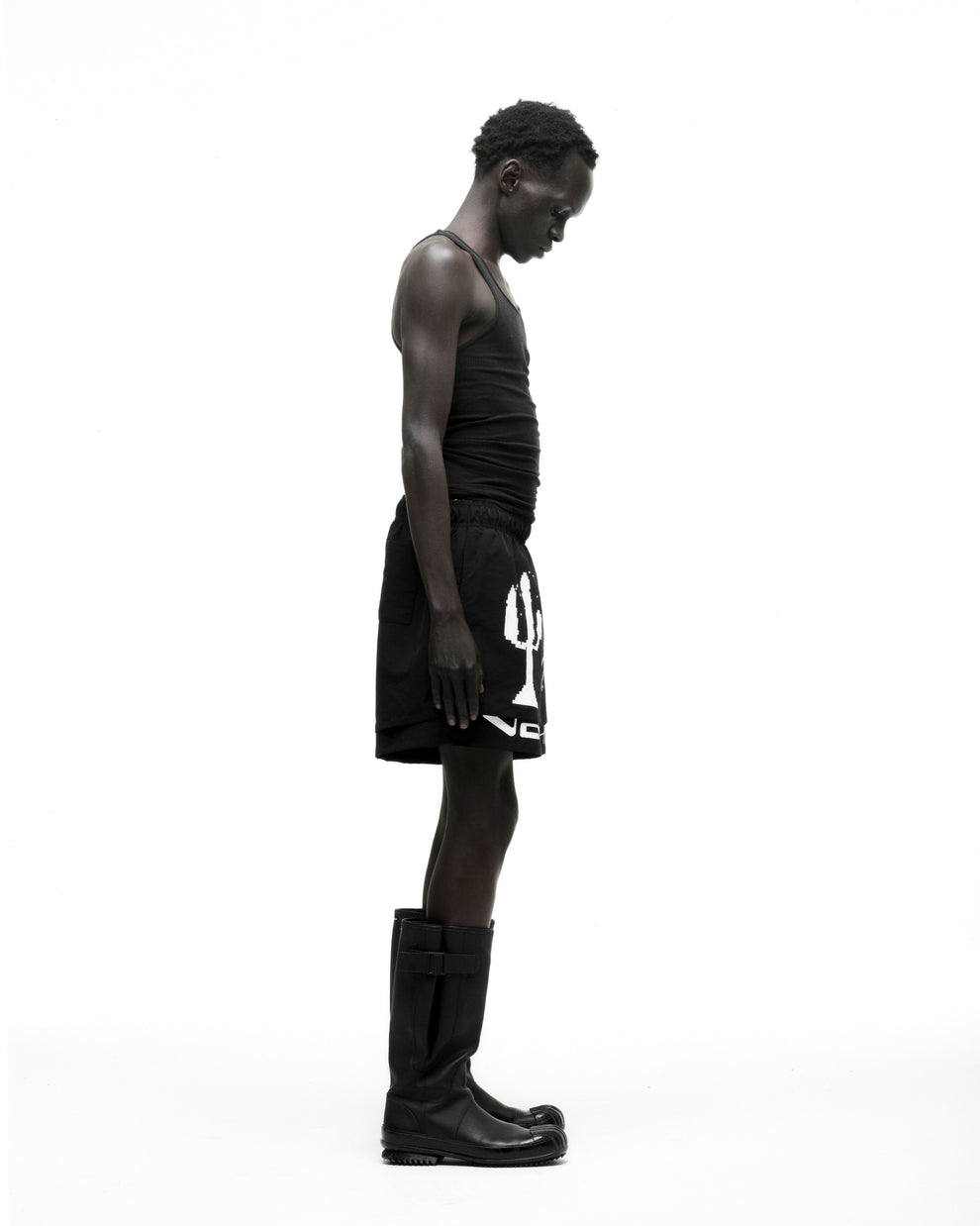 BLACK VAA DOUBLE LAYER SHORT ON MODEL