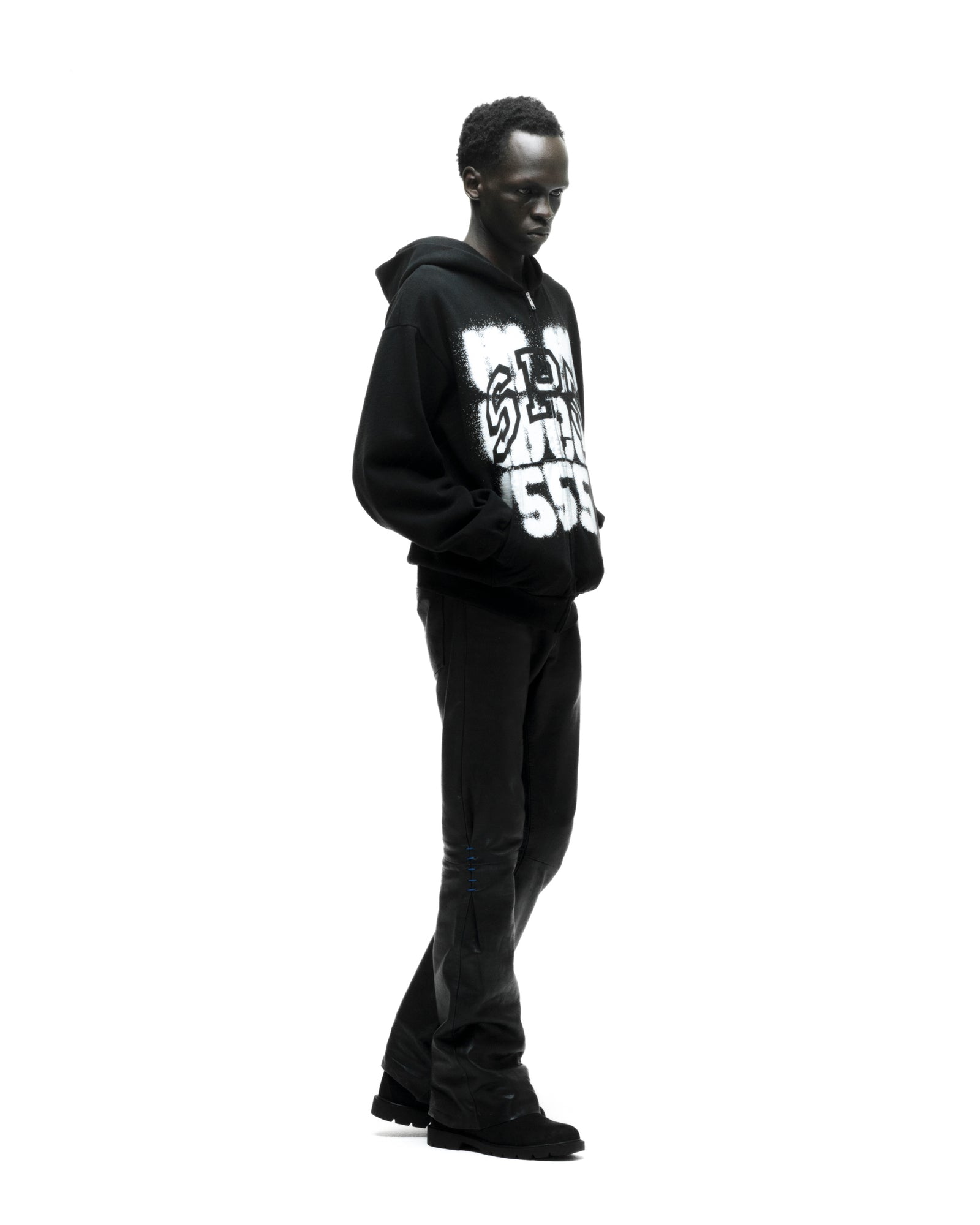 SP555 ZIP HOODIE ON MODEL