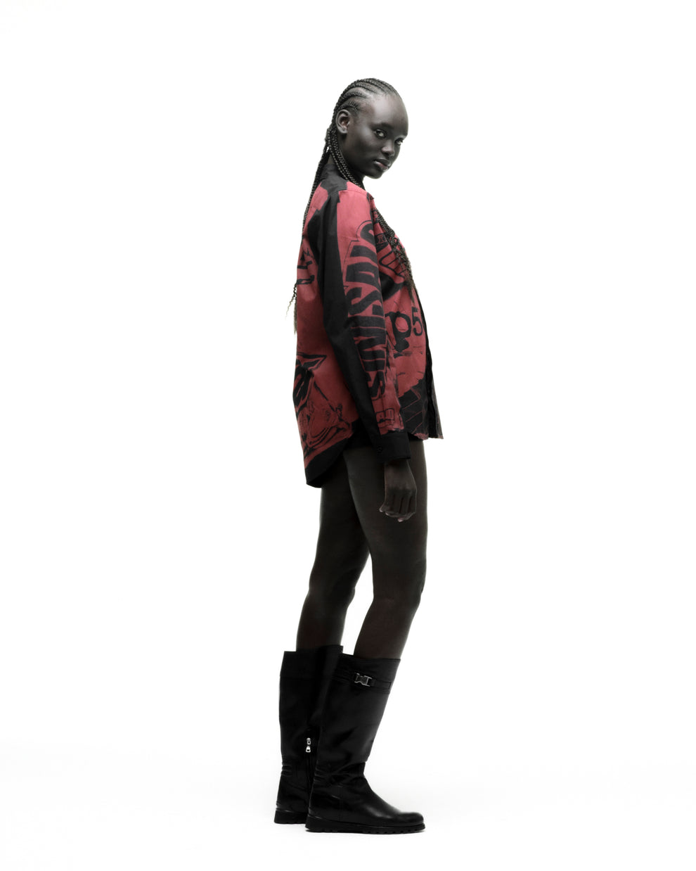 LAP 5 BUTTON UP SHIRT ON MODEL