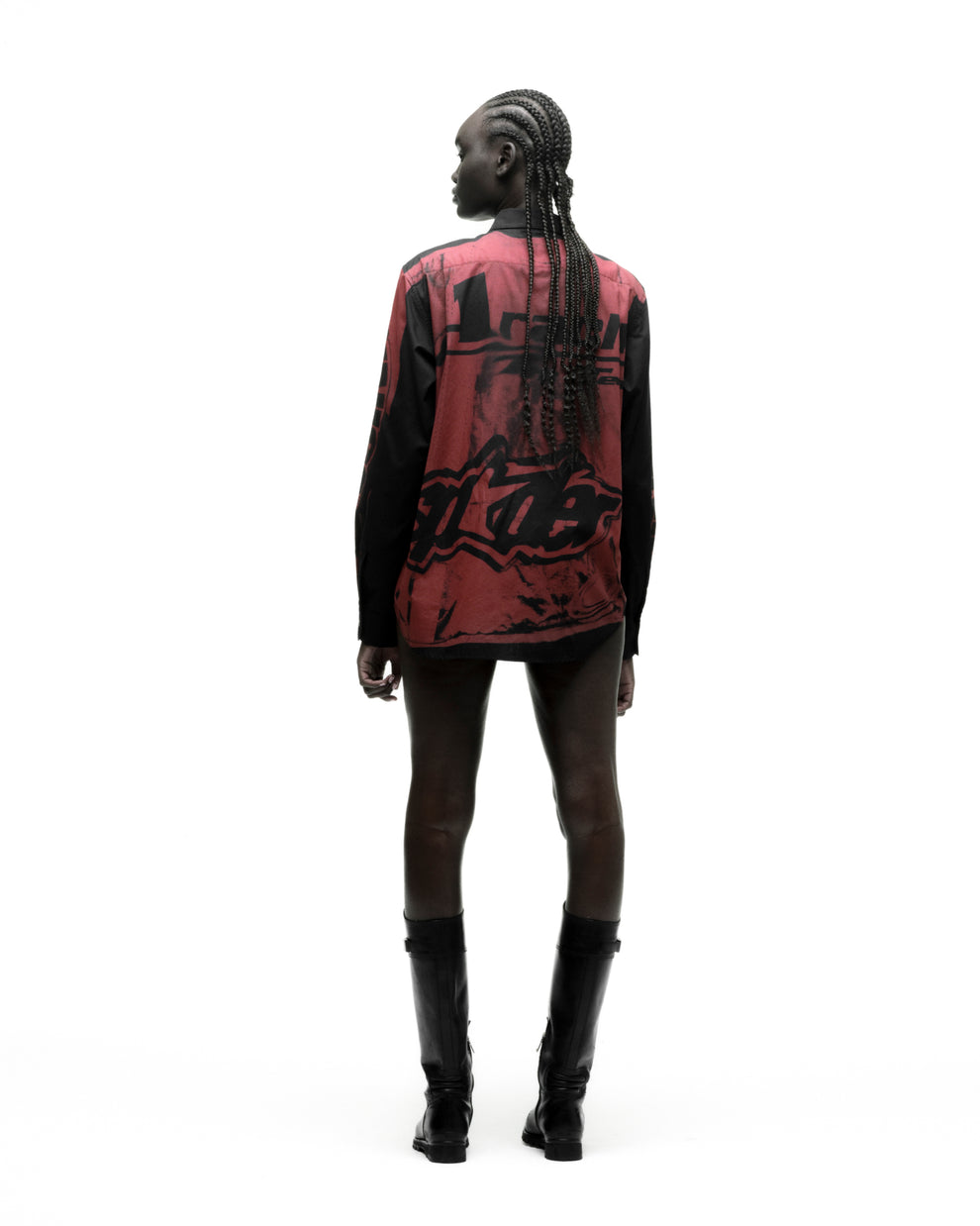 LAP 5 BUTTON UP SHIRT ON MODEL