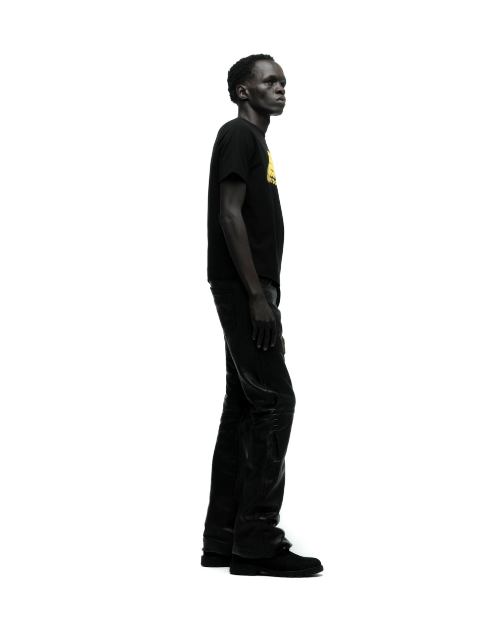MOTO 5 TEE ON MODEL