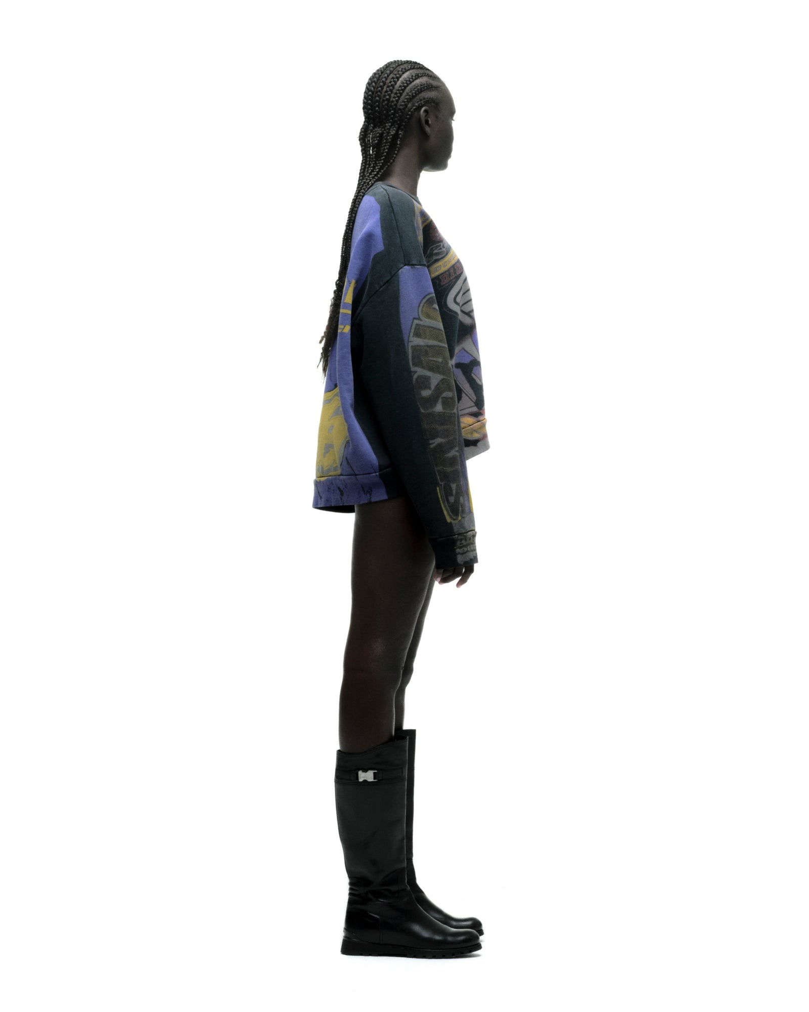 TROMPE-L’ŒIL CREWNECK ON MODEL