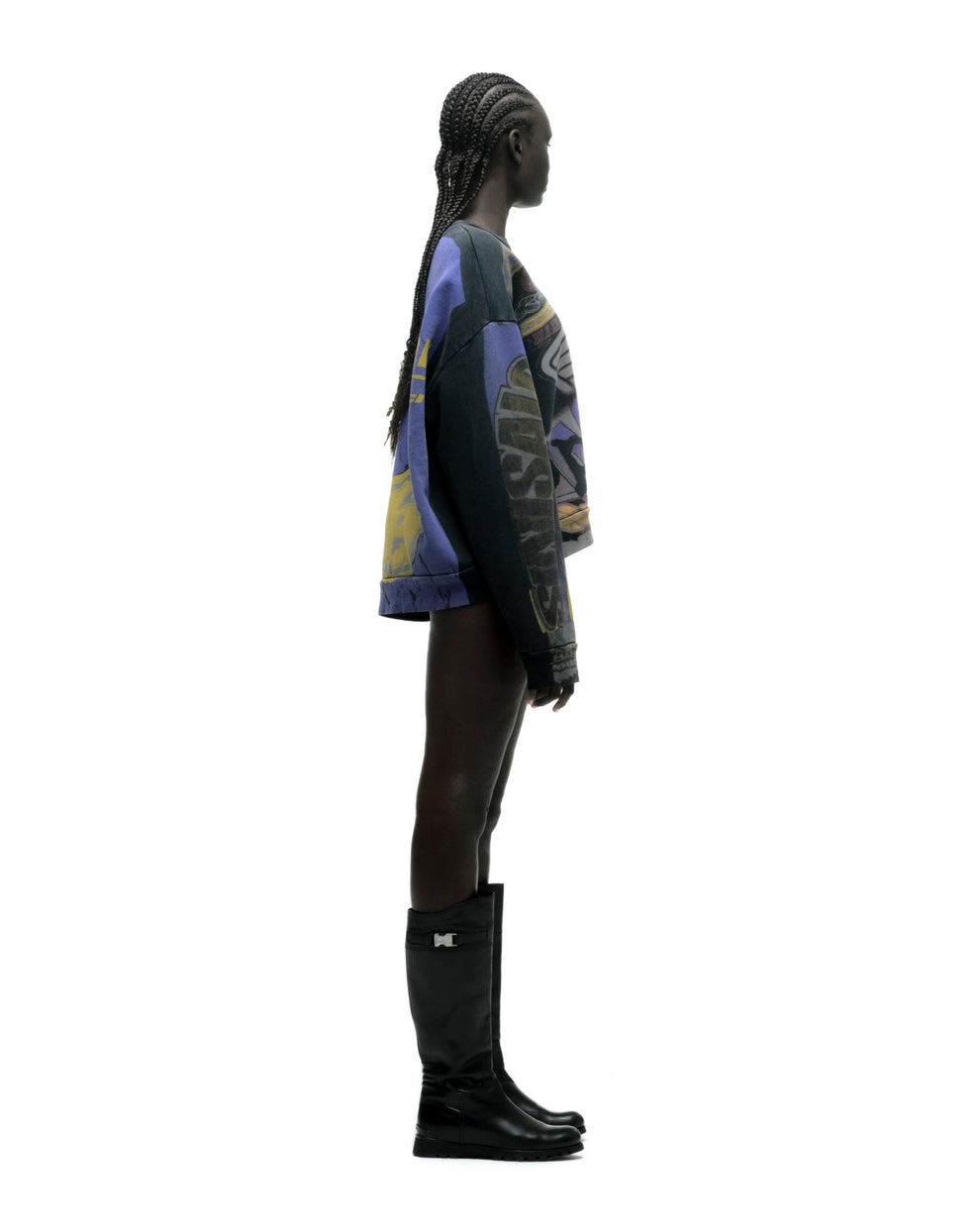 TROMPE-L’ŒIL CREWNECK ON MODEL