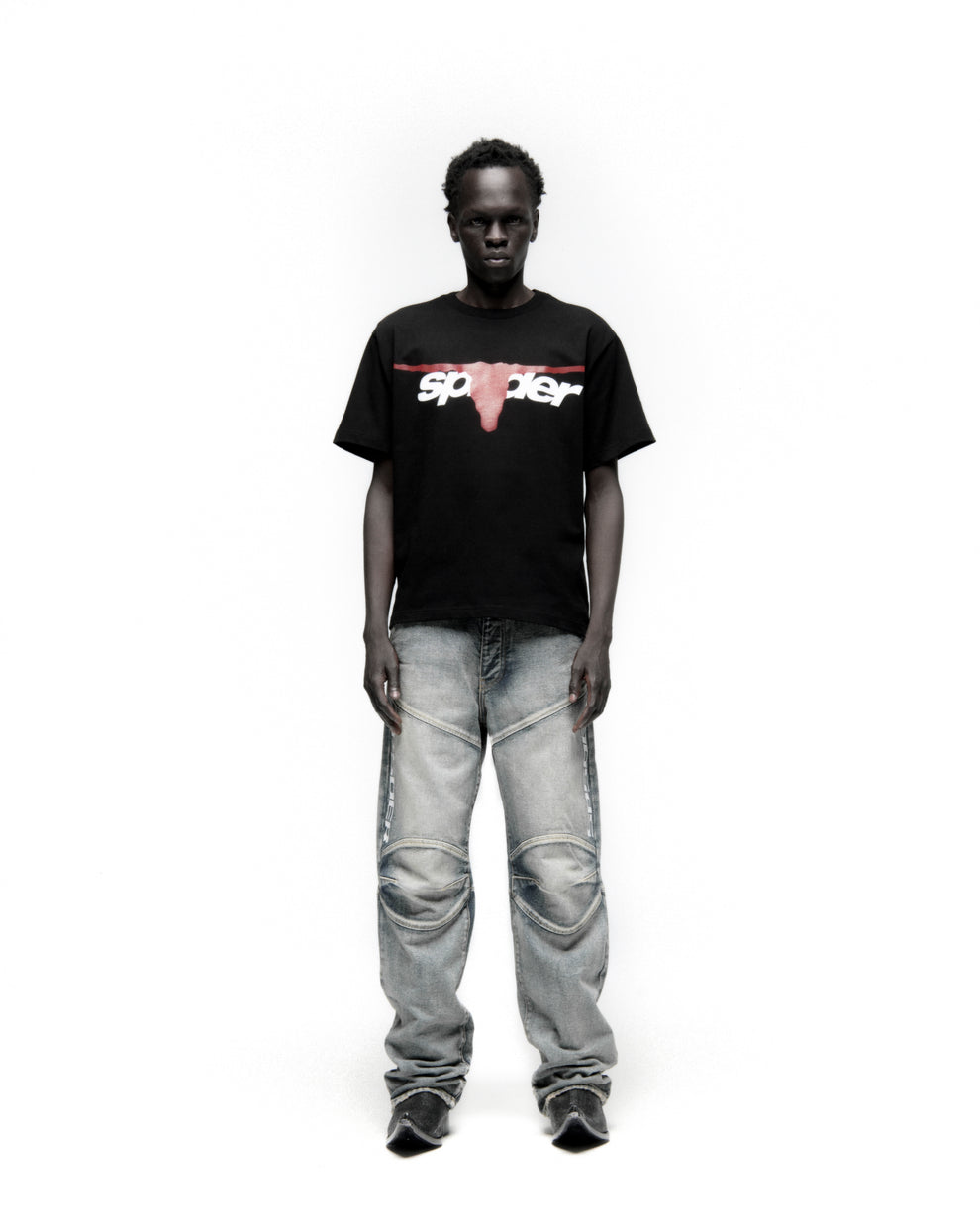TX 5 FLAG TEE ON MODEL