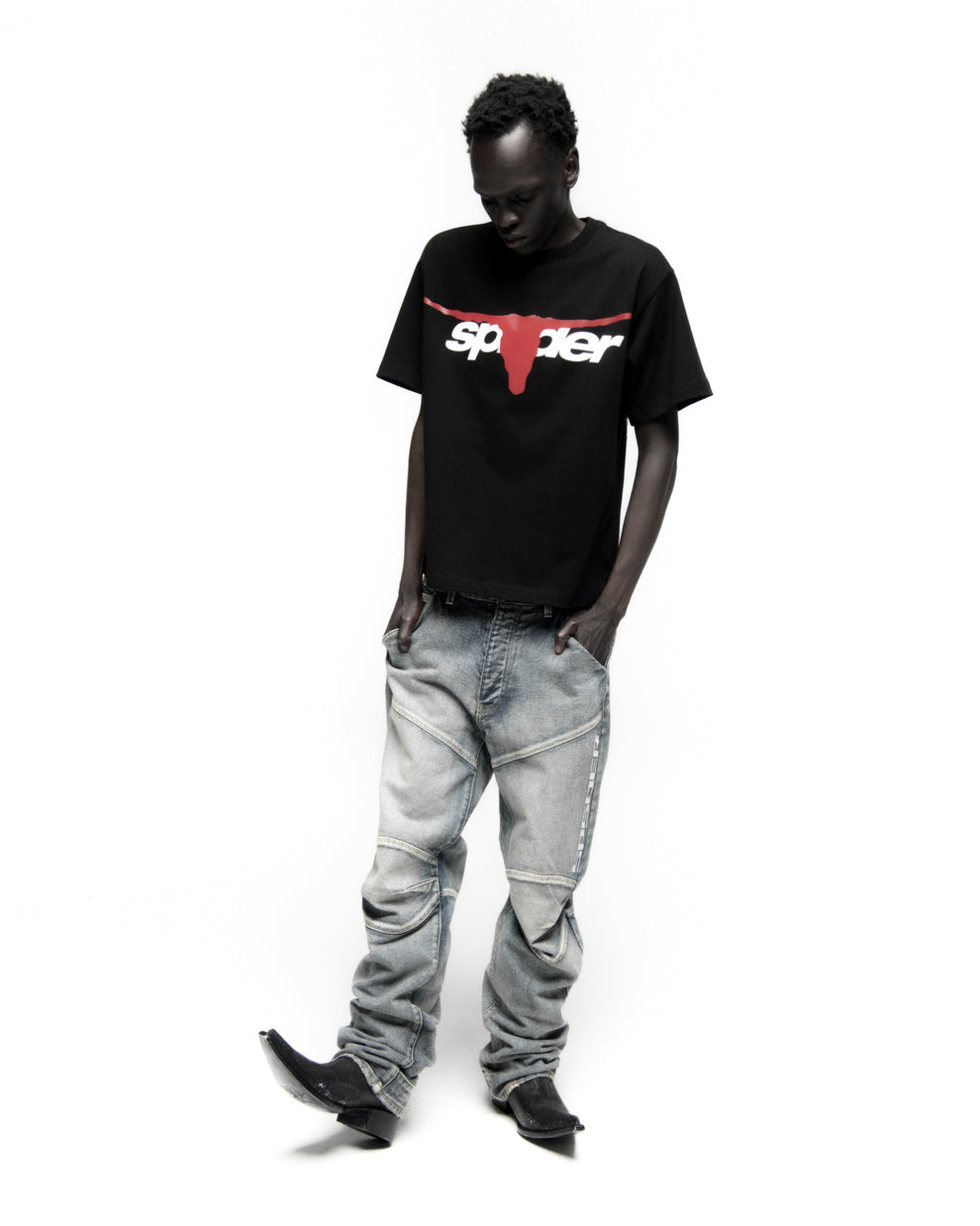 TX 5 FLAG TEE ON MODEL