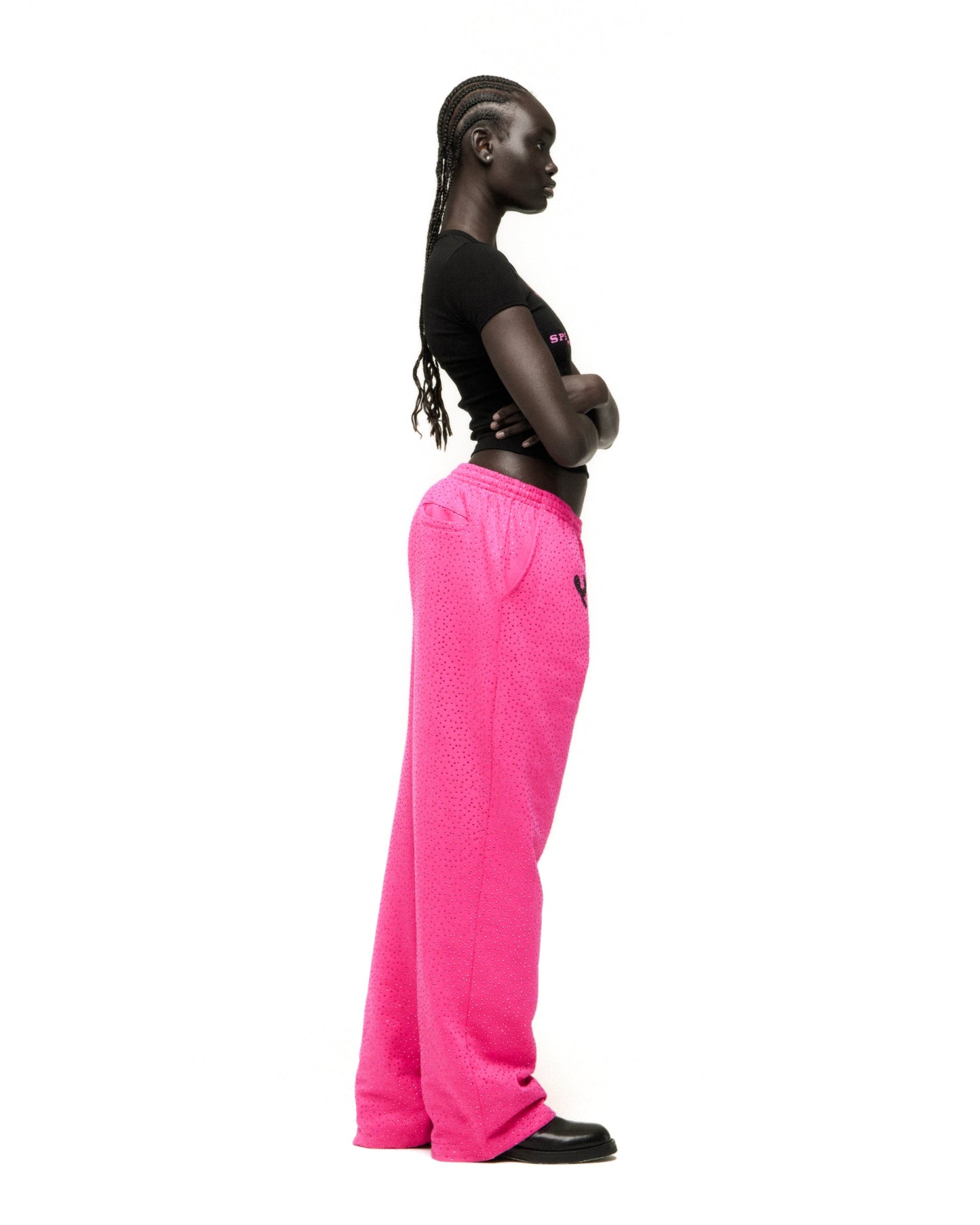 PINK VVS SWEATPANT ON MODEL
