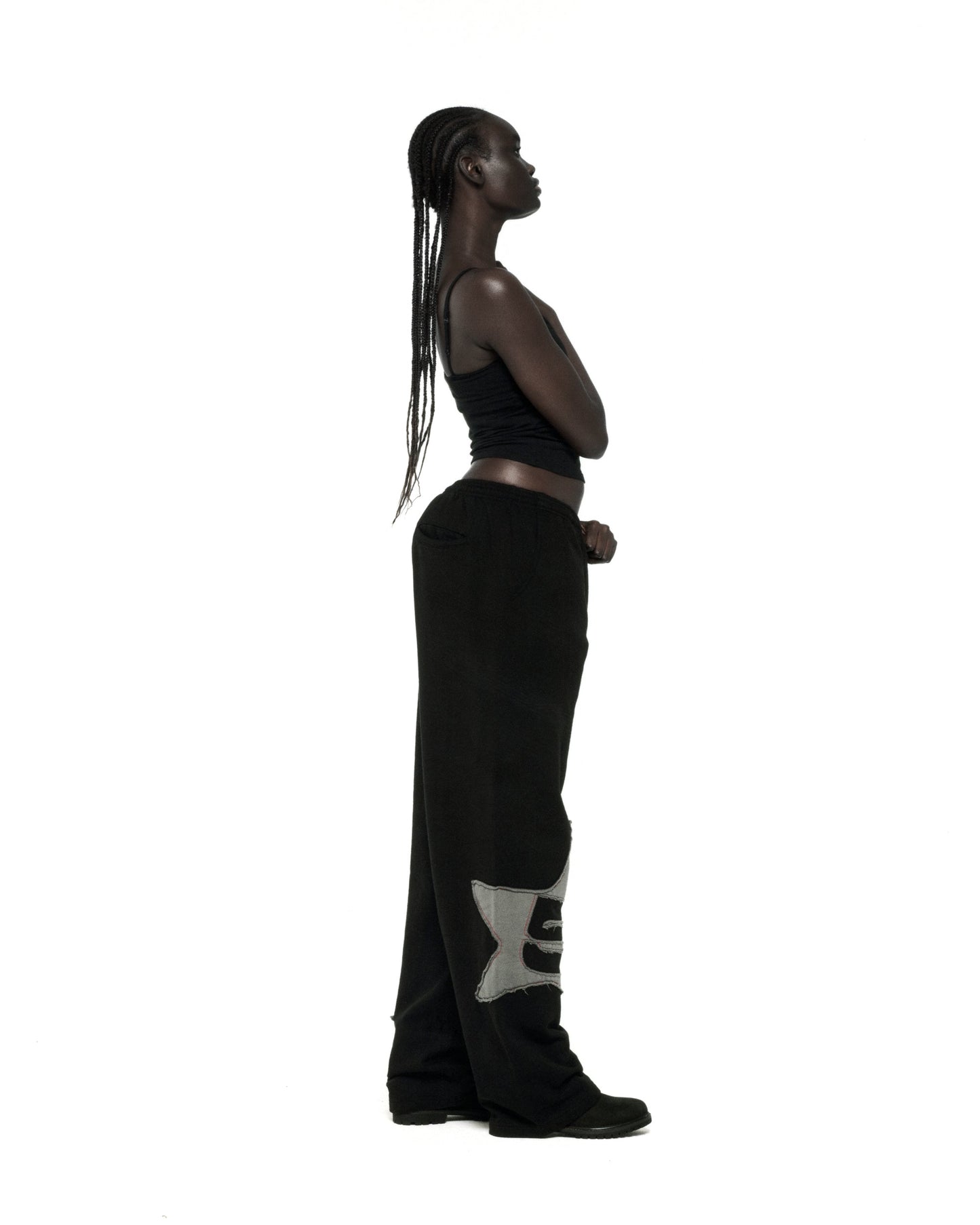 BLACK BIG STAR WIDE LEG SWEATPANT ON MODEL