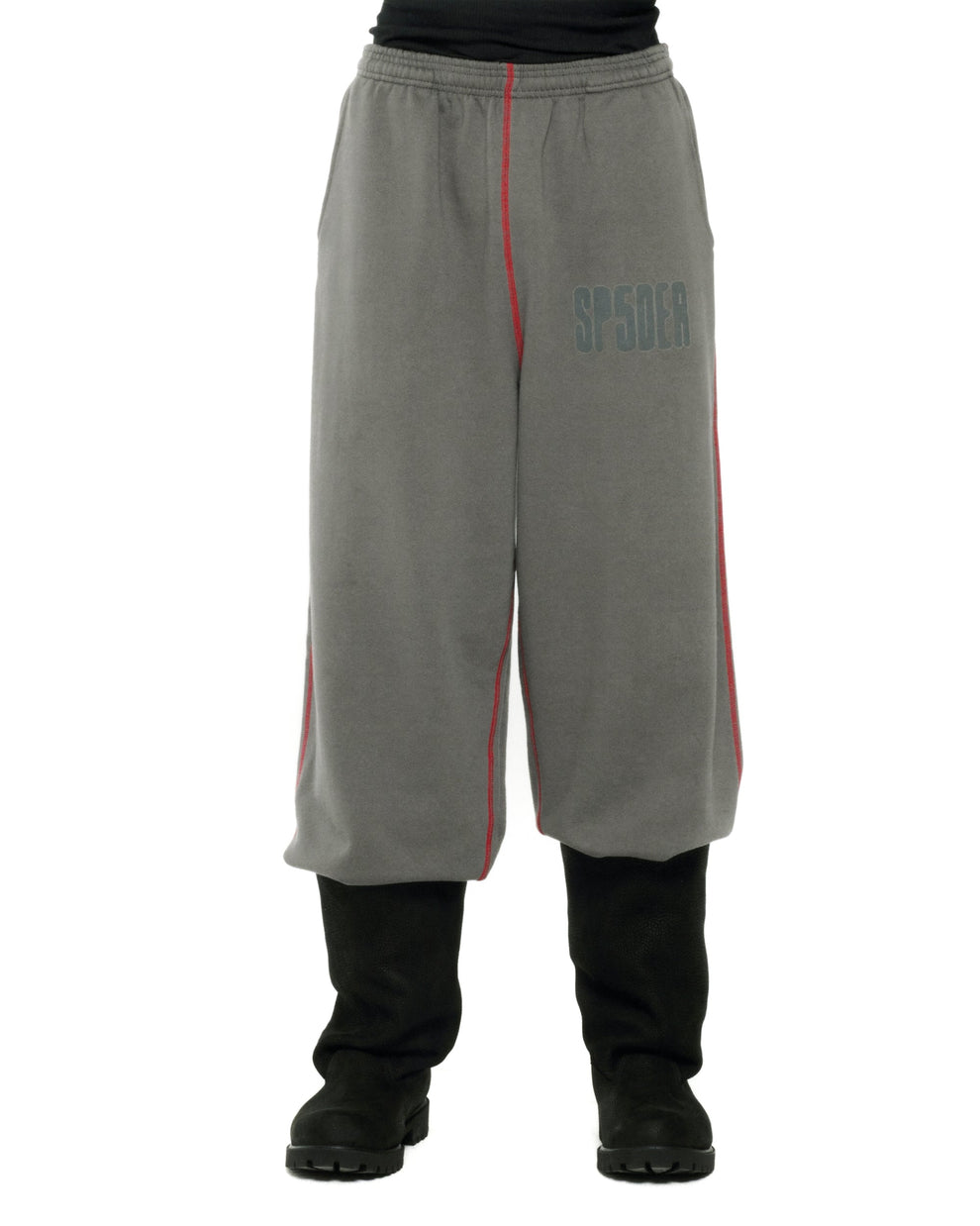 SLATE GREY ARCHIVE CONTRAST SWEATPANT ON MODEL