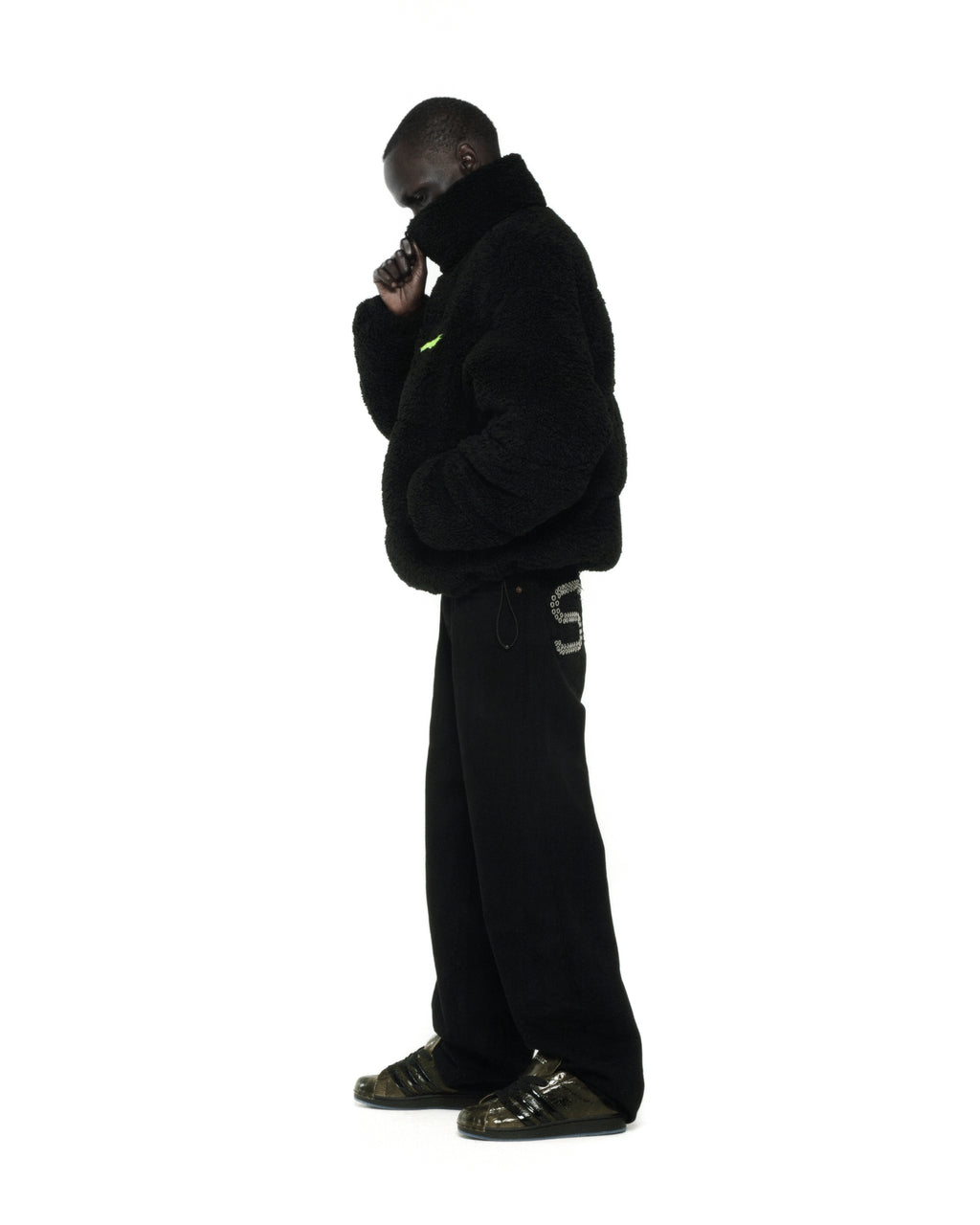 BLACK SHERPA PUFFER JACKET ON MODEL