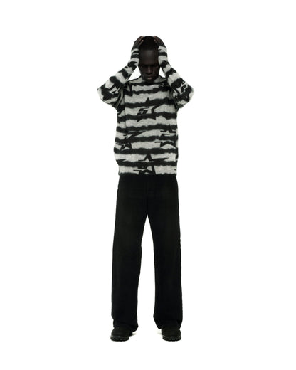 BLACK 5STAR MOHAIR SWEATER ON MODEL