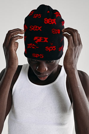 BLACK SEX SKULLY ON MODEL