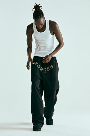 BLACK VVS SWEATPANT ON MODEL