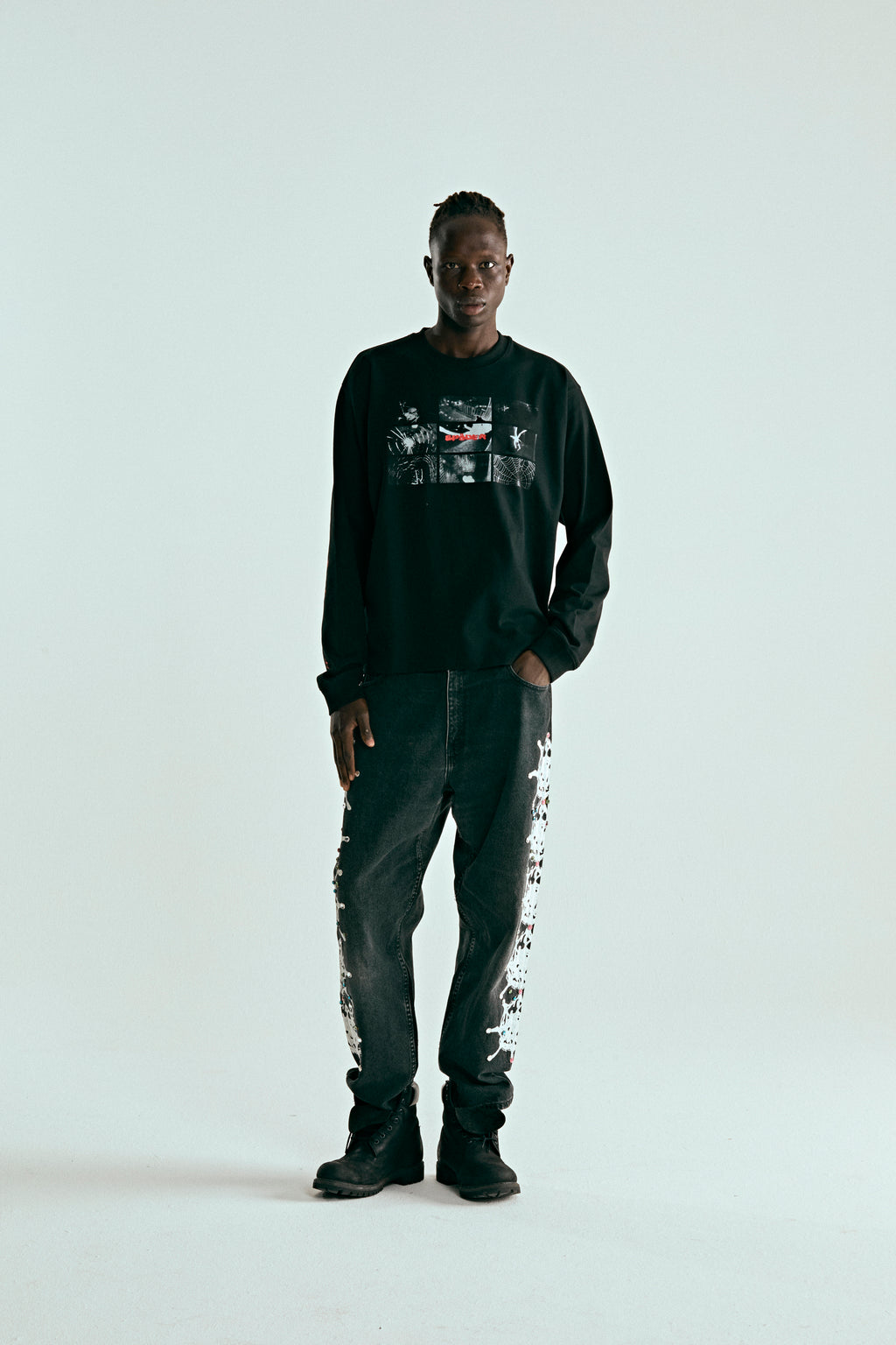 BLACK WEB MONITOR LS HW TEE ON MODEL