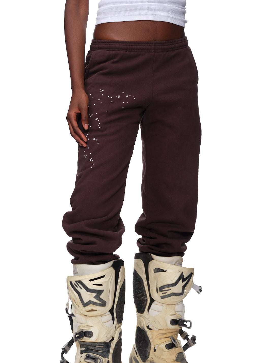 Brown ARAIGNEE SWEATPANT with white puff print star design down the left leg, made from 23oz fleece.